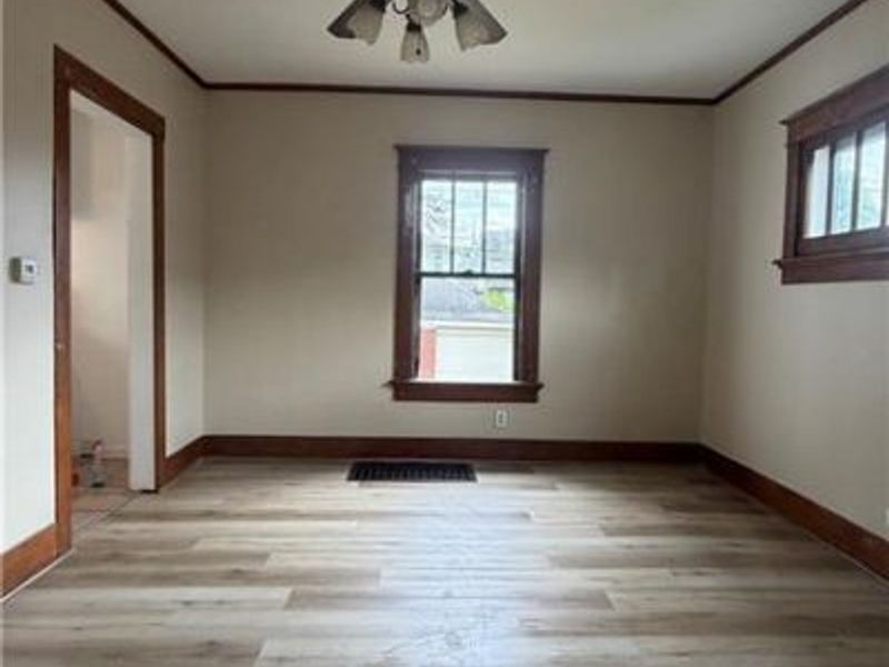 80 E Maplewood Avenue, Dayton, OH 45405 Photo 7