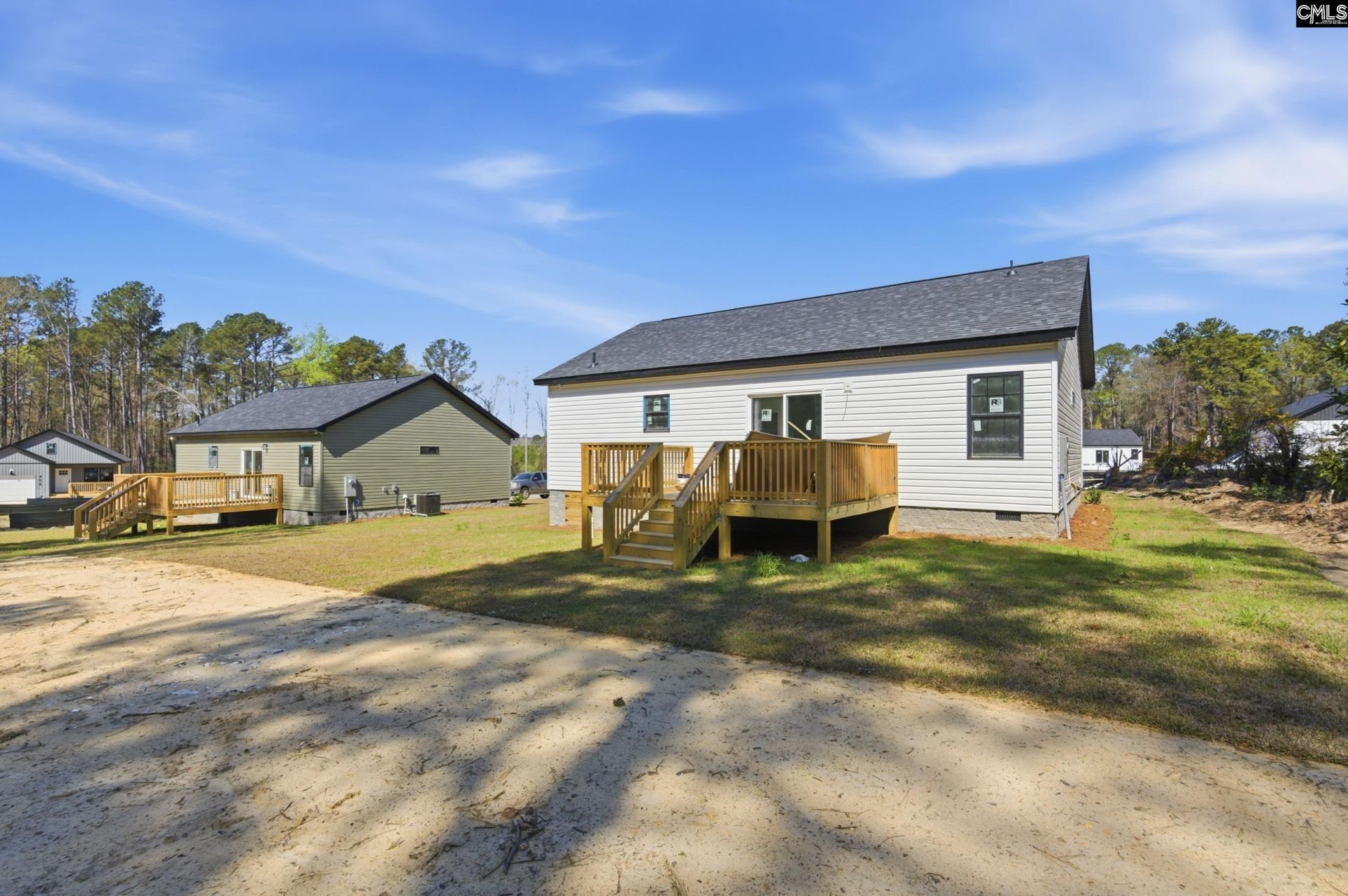 216 Payton Place  Photo 4