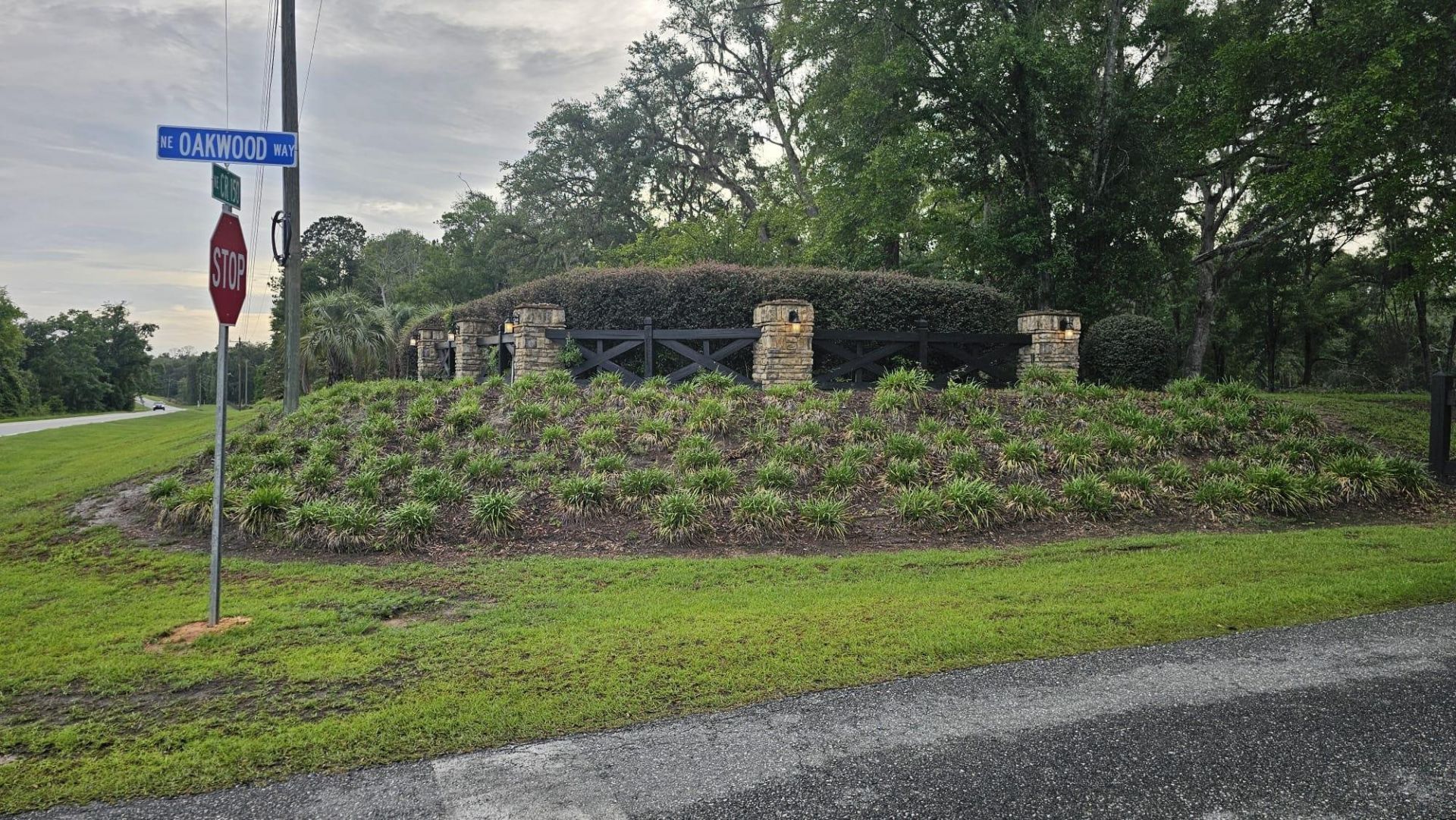 Ne Oakwood Way, Madison, FL 32350 Photo