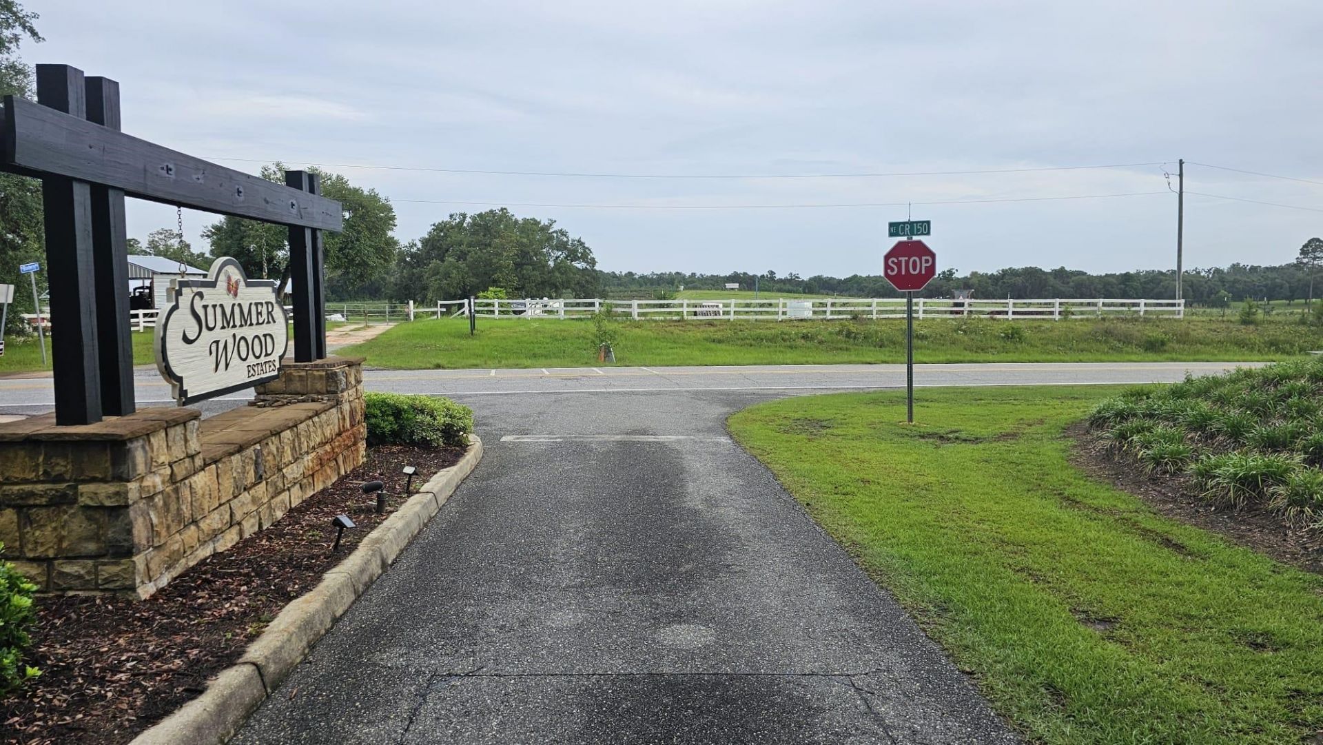 Ne Oakwood Way, Madison, FL 32350 Photo