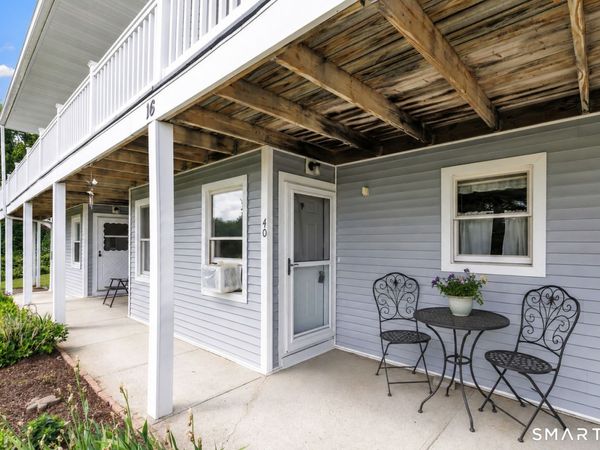 40 Senior, Unit 40, Monroe, CT 06468