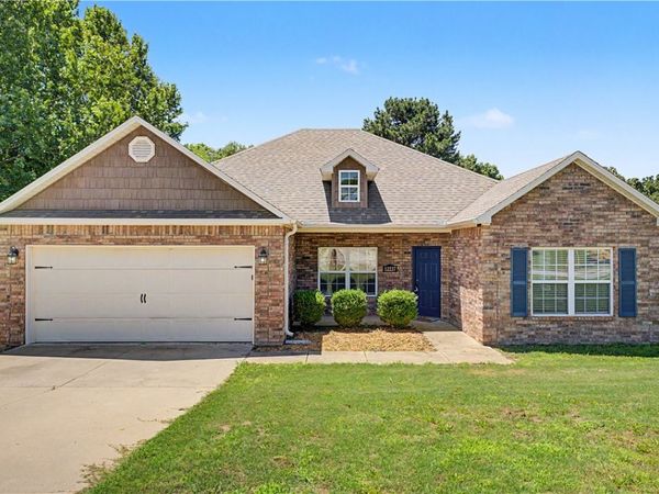 12237 Richardson Road, Farmington, AR 72730