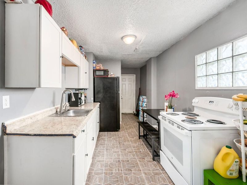 89 N Wayne Avenue, Columbus, OH 43204 Photo 8