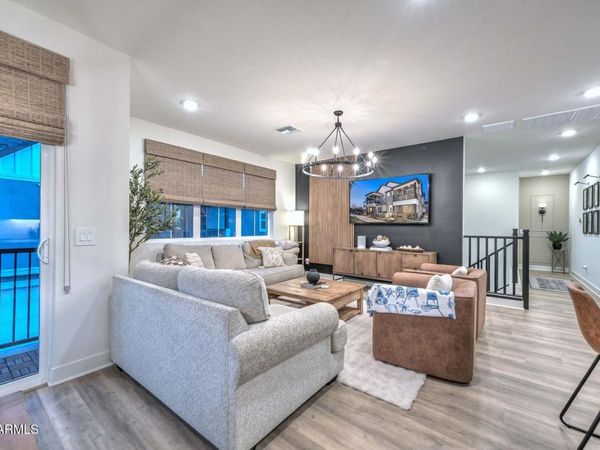 11300 N CASA DEGA Drive, Unit 1041, Surprise, AZ 85388