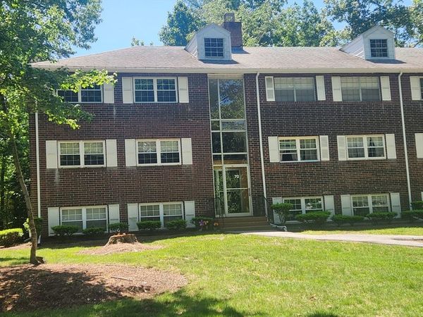 70 Farrwood Avenue, Unit 9, North Andover, MA 01845