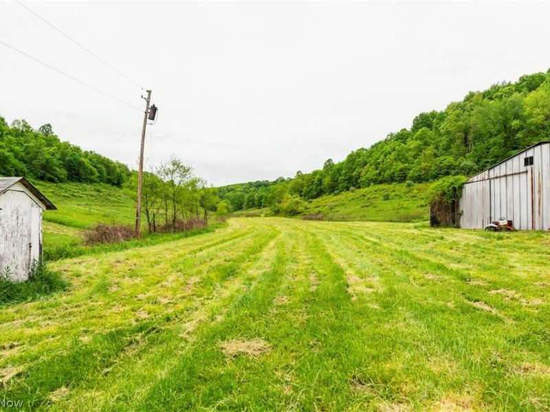 Barkley road Road , Uhrichsville, OH 44683 Photo 3