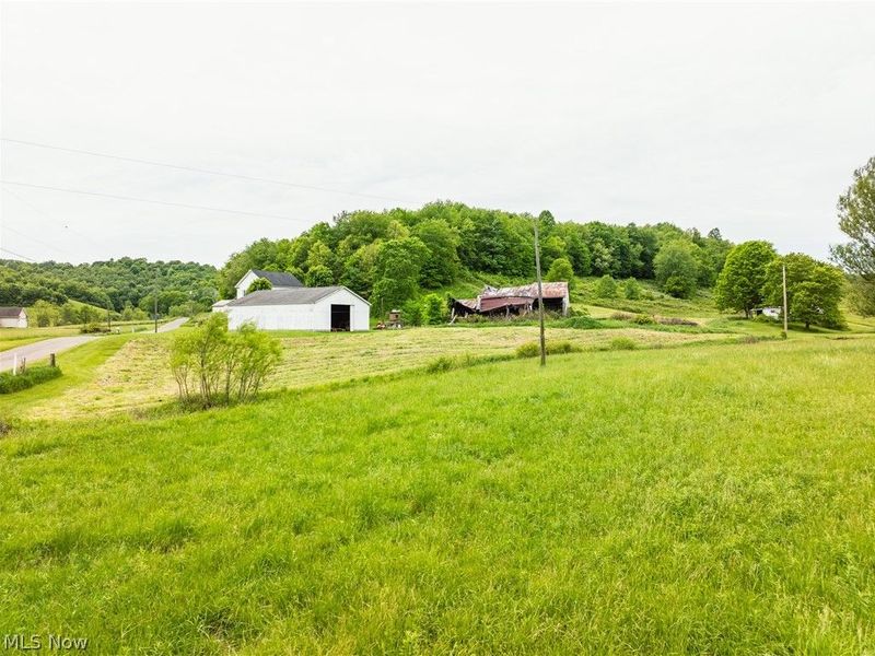 Barkley road Road , Uhrichsville, OH 44683 Photo 5