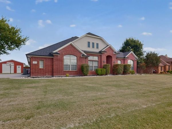 5575 Tree Grace Lane, Kaufman, TX 75142