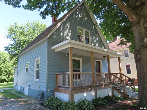 253 DAY Street, Galesburg, IL 61401