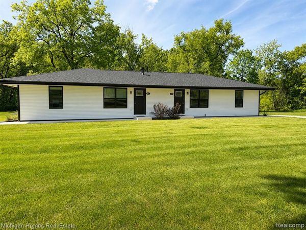 4030 S Fenton Road, Rose Twp, MI 48442