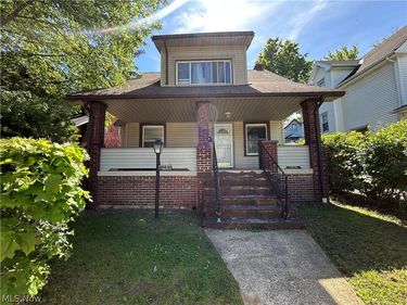 1105 E 144th Street, Cleveland, OH 44110