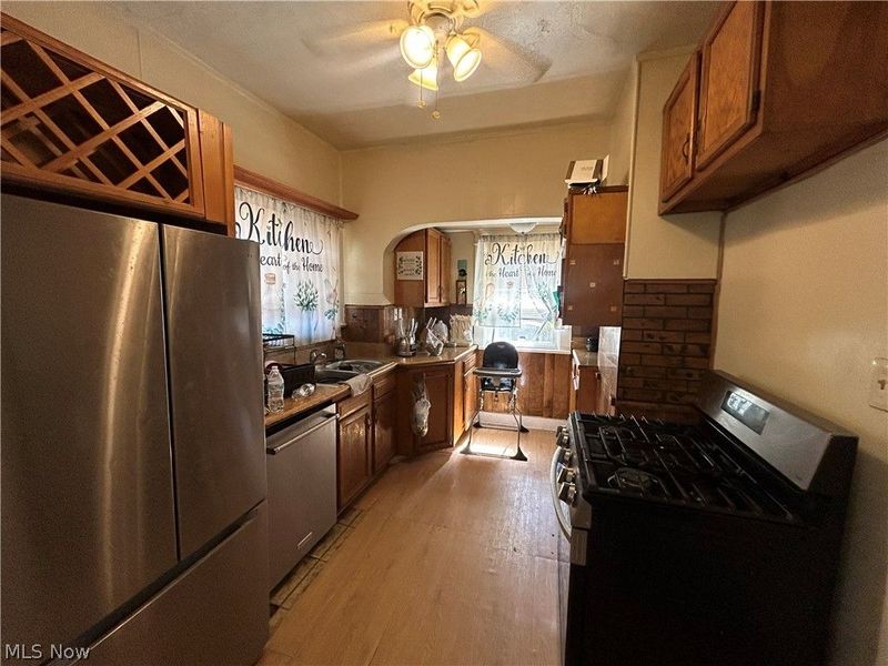 1105 E 144th Street, Cleveland, OH 44110 Photo 4