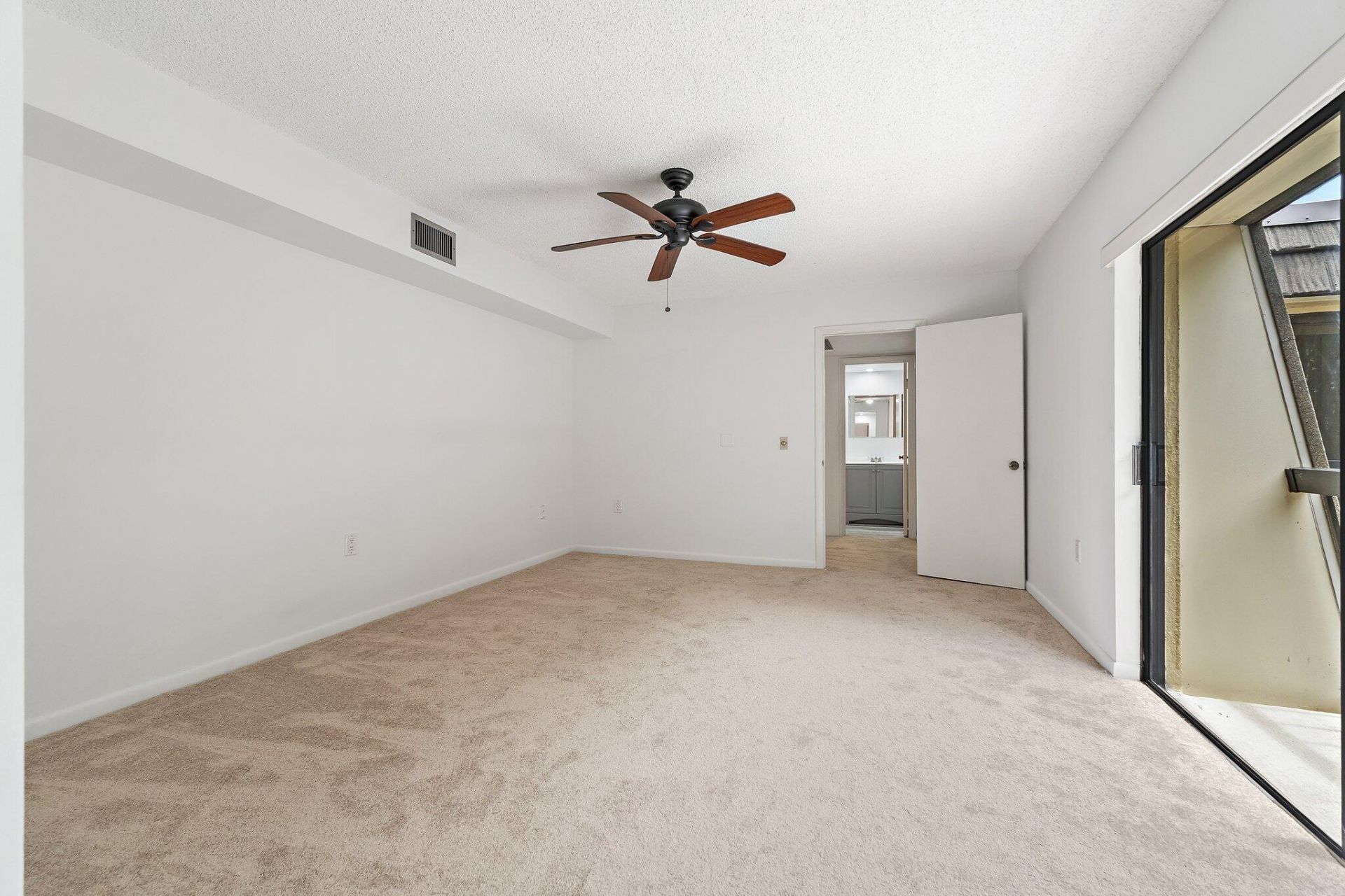 108 1st Terrace, Palm Beach Gardens, FL 33418 Photo