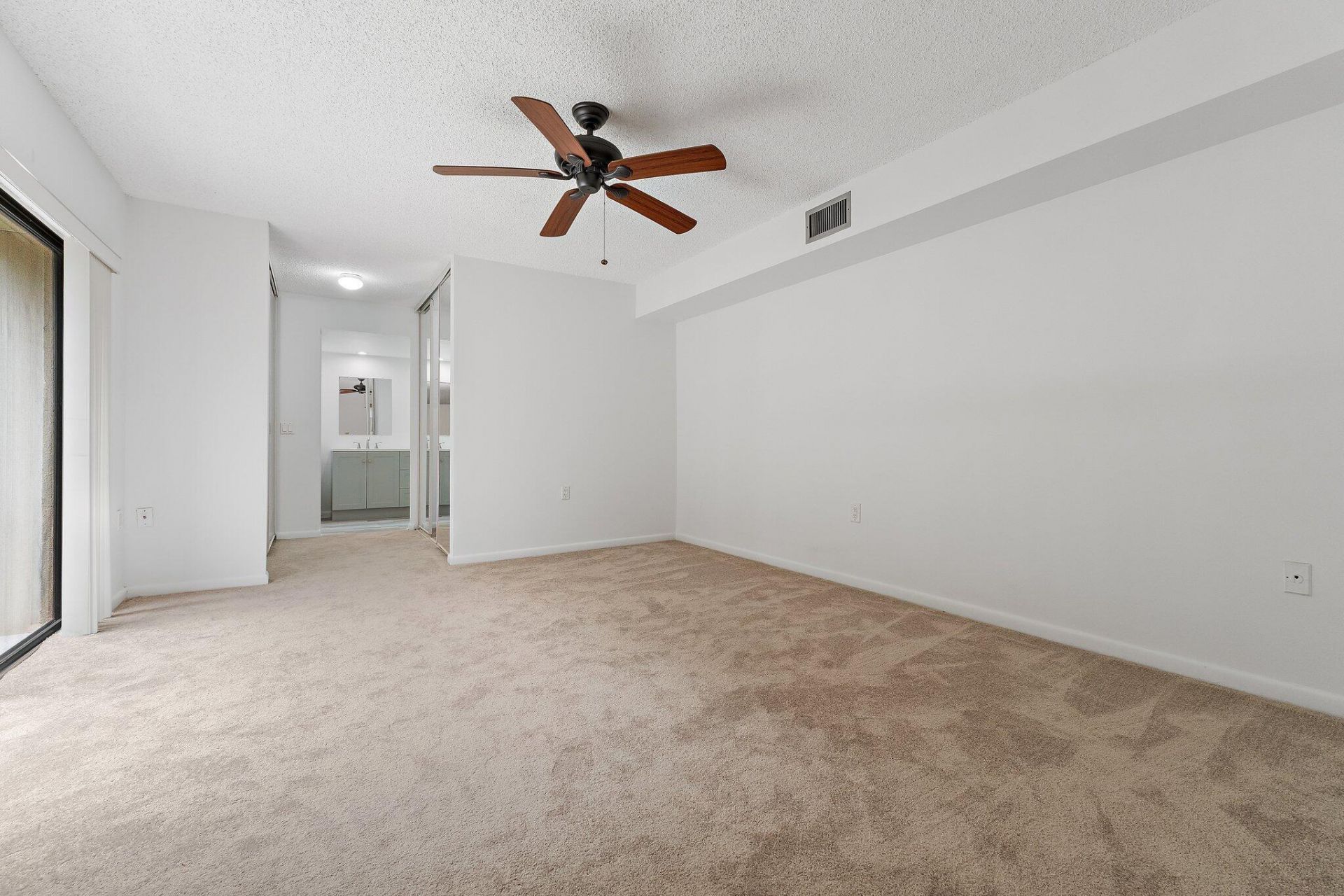 108 1st Terrace, Palm Beach Gardens, FL 33418 Photo