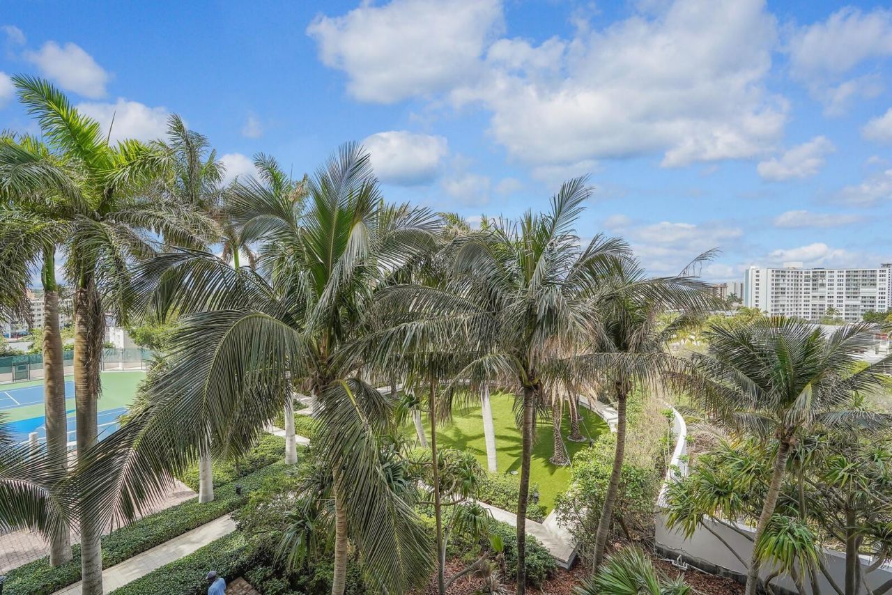 1 Ocean Boulevard N, Unit 607, Pompano Beach, FL 33062 Photo