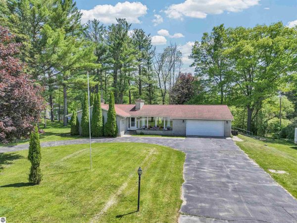550 Henry Street, Lake City, MI 49651