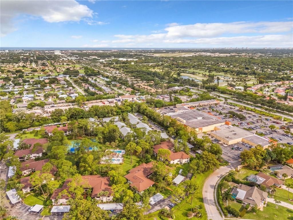 1733 Courtyard Way, Unit B205, Naples, FL 34112 Photo