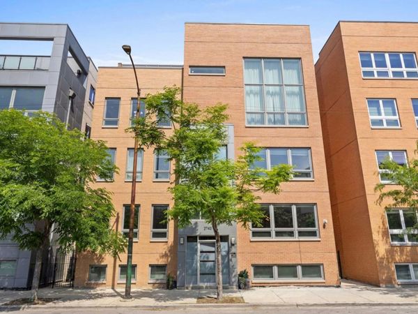 2743 N Ashland Avenue , Unit 1N, Chicago, IL 60614