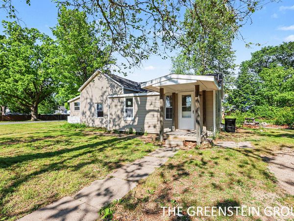 301 E North Street, Greenville, MI 48838