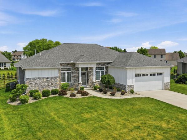 6128 Benjamin Court, Sylvania, OH 43560