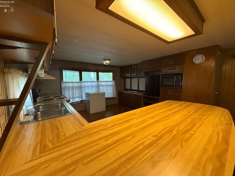 25 E Bass Circle, Marblehead, OH 43440 Photo 17