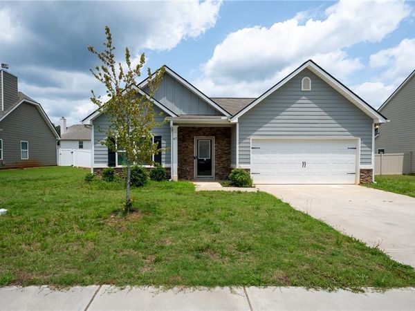47 Roundabout Lane NW, Adairsville, GA 30103