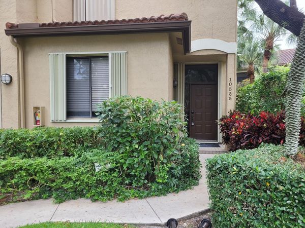 10535 NW 10th Street, Unit B-129, Plantation, FL 33322