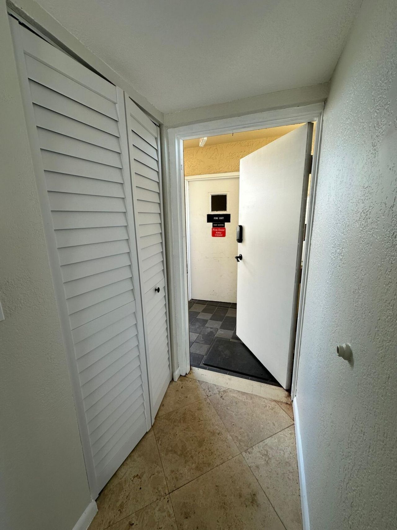 3581 S Ocean Boulevard, Unit 9a, South Palm Beach, FL 33480 Photo