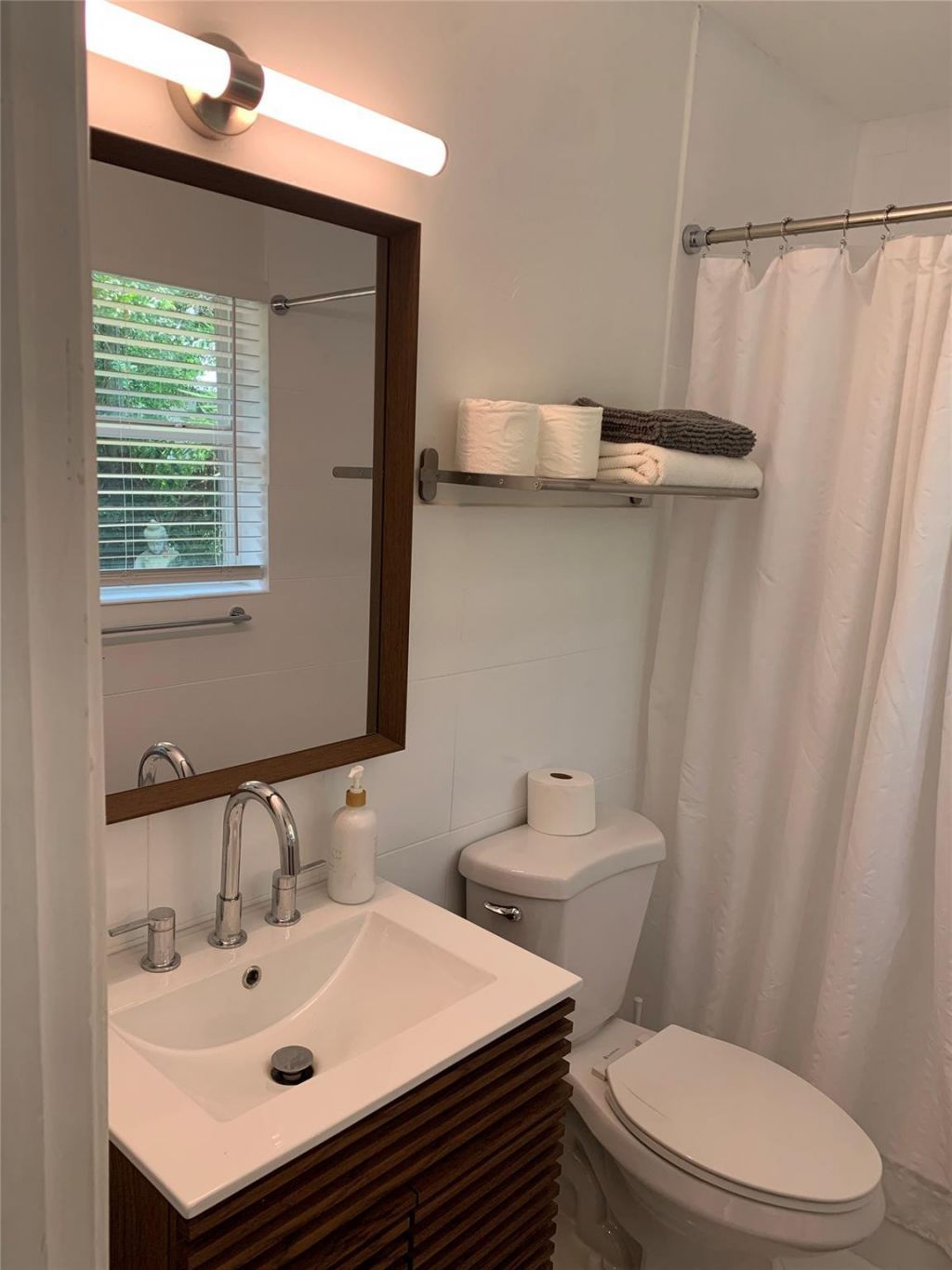 801 SW 10th Street, Unit 2, Fort Lauderdale, FL 33315 Photo