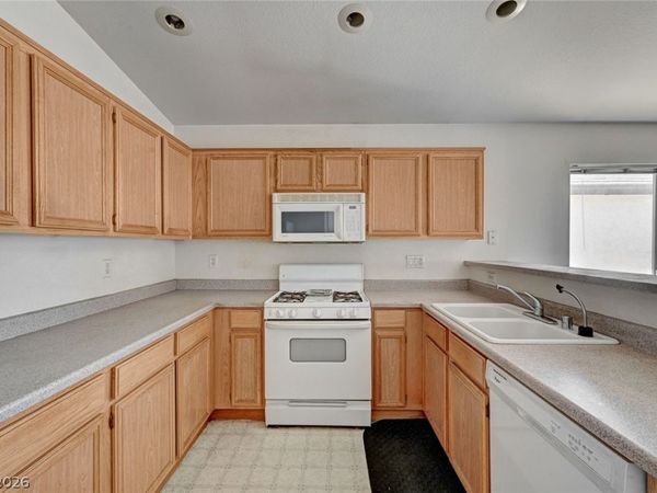 1691 Cozy Corner Street , Las Vegas, NV 89156