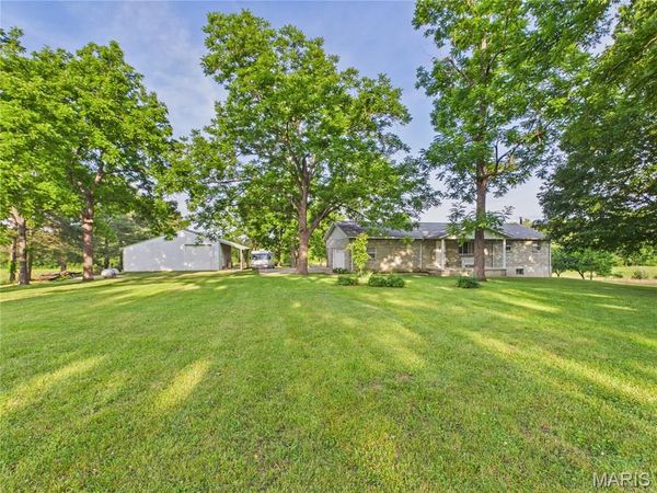 442 County Road 573 , Poplar Bluff, MO 63901