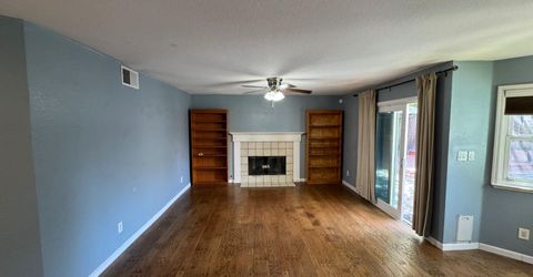 8700 Brittany Park Dr, Sacramento, CA 95828 Photo