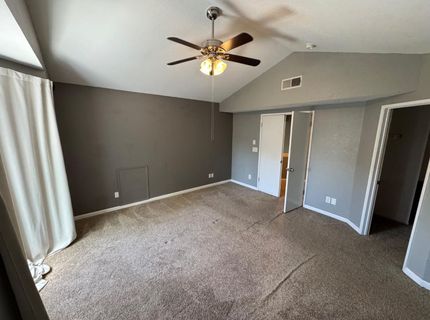 8700 Brittany Park Dr, Sacramento, CA 95828 Photo