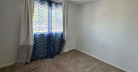8700 Brittany Park Dr, Sacramento, CA 95828 Photo