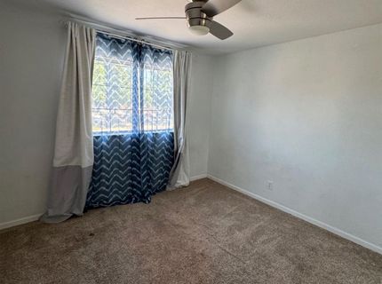 8700 Brittany Park Dr, Sacramento, CA 95828 Photo