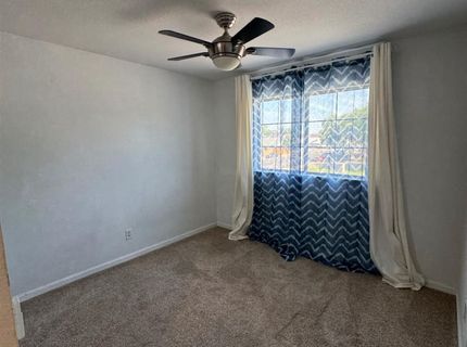 8700 Brittany Park Dr, Sacramento, CA 95828 Photo