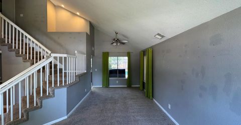 8700 Brittany Park Dr, Sacramento, CA 95828 Photo