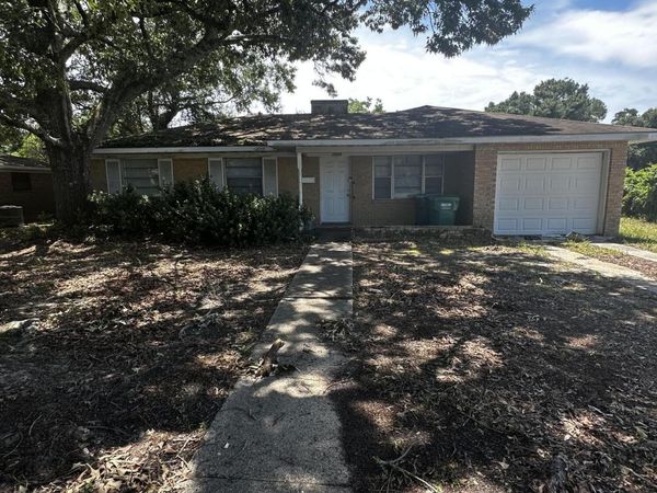 2004 Collins Boulevard, Gulfport, MS 39507