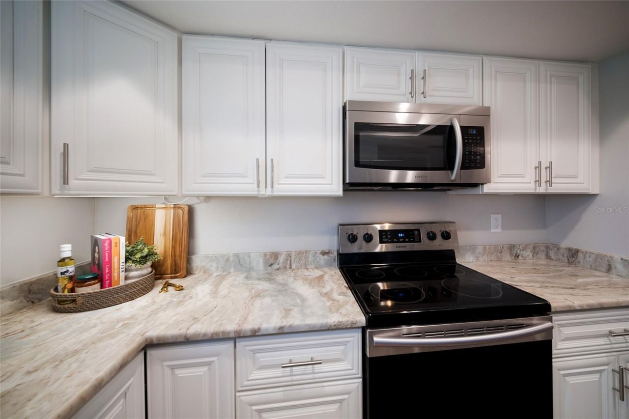 1317 57th Street W, Bradenton, FL 34209 Photo