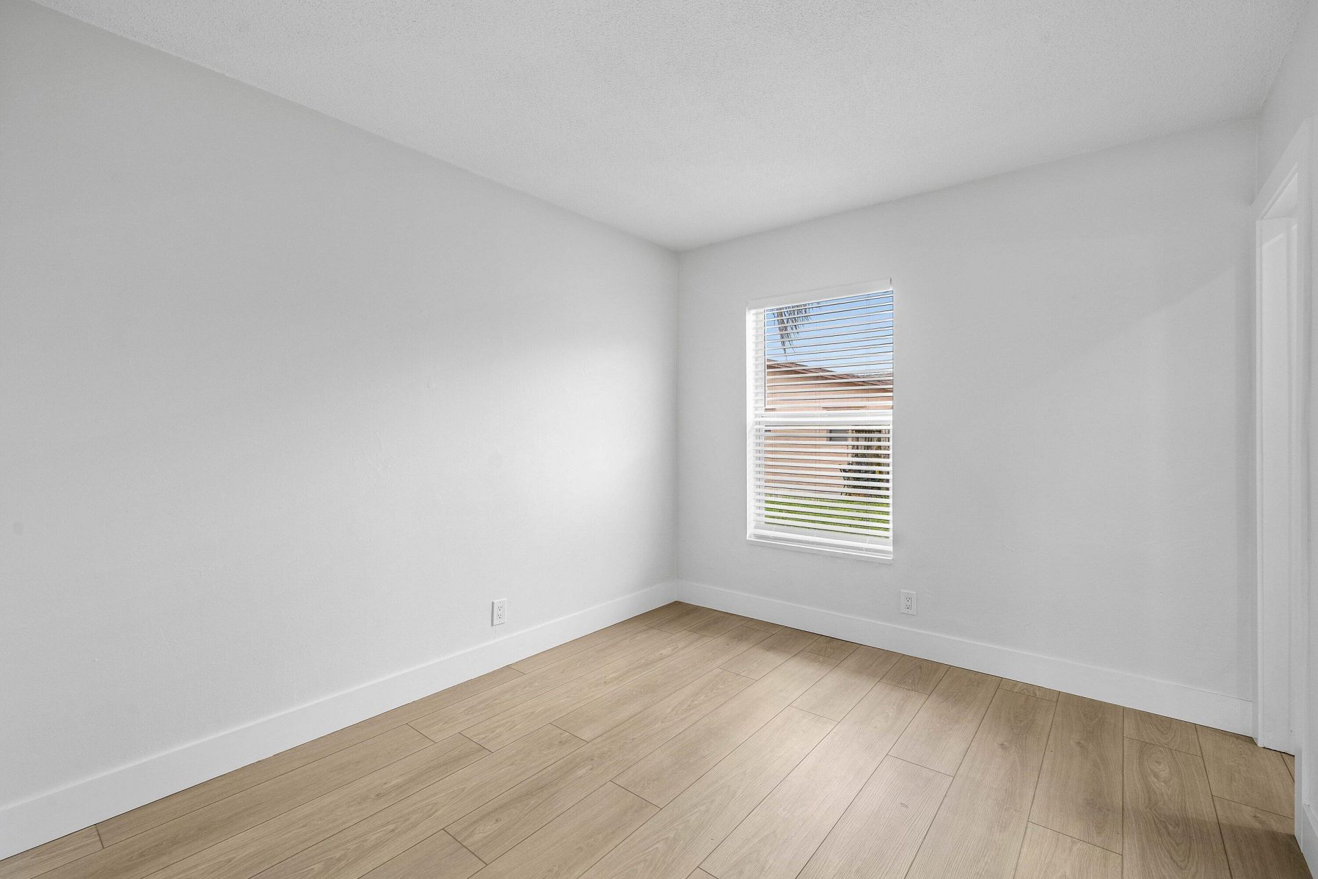 196 NE 28th Street, Boca Raton, FL 33431 Photo