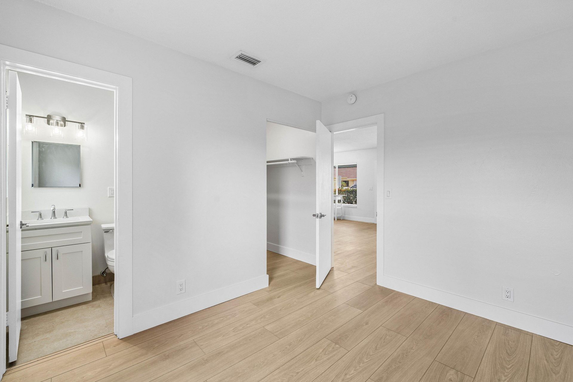 196 NE 28th Street, Boca Raton, FL 33431 Photo