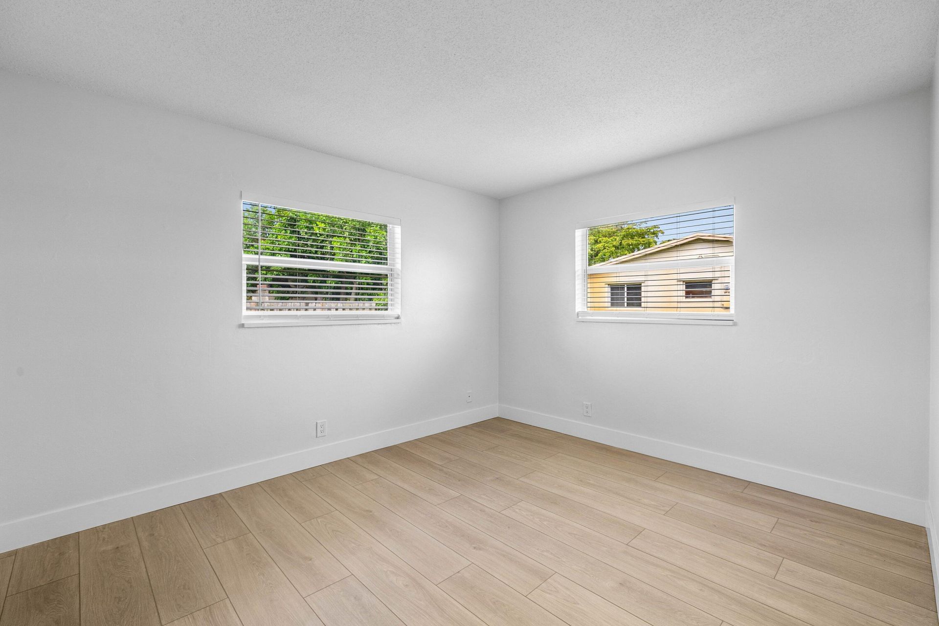 196 NE 28th Street, Boca Raton, FL 33431 Photo