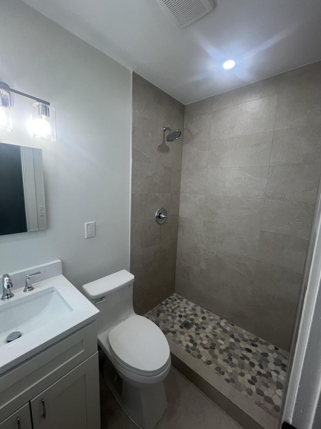 196 NE 28th Street, Boca Raton, FL 33431 Photo
