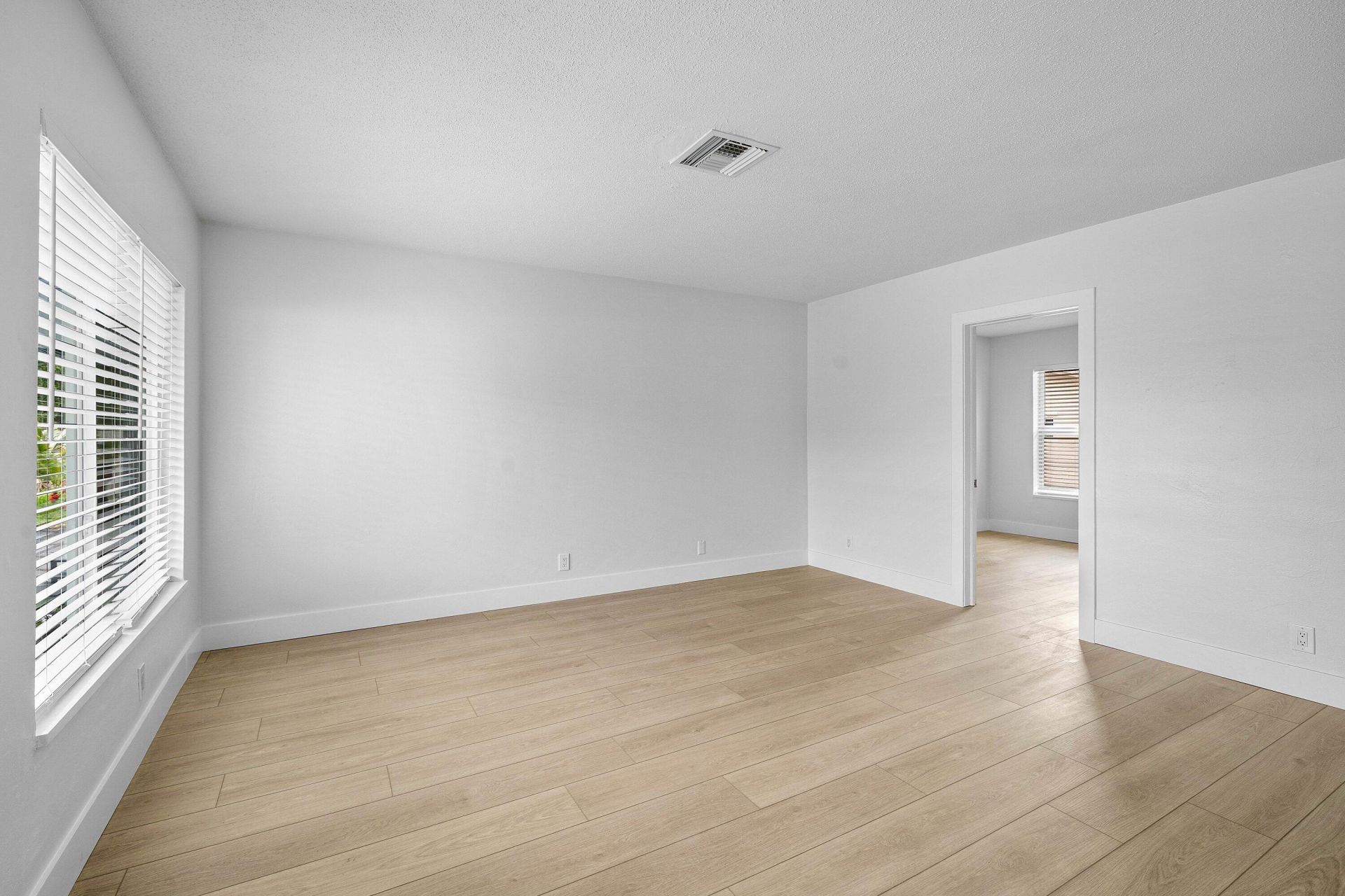196 NE 28th Street, Boca Raton, FL 33431 Photo