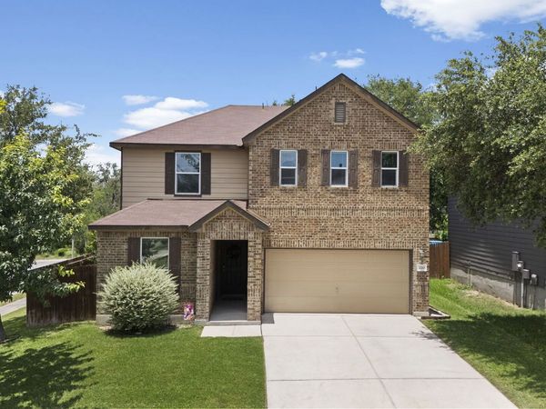 220 HINGE CRK, Cibolo, TX 78108