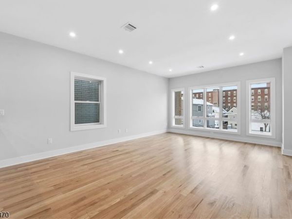 441 John St, Unit 2, East Newark, NJ 07029