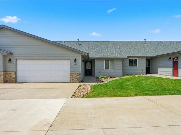 221 Thunderbolt Court, Spearfish, SD 57783