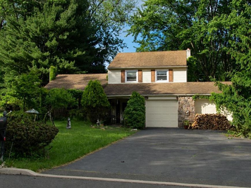 506 Holly Knoll Drive , Churchville, PA 18966 Main Photo