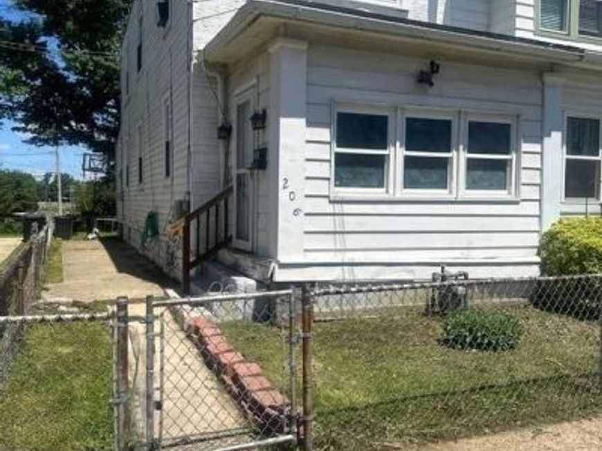206 Harvey Avenue, Marcus Hook, PA 19061 Main Photo