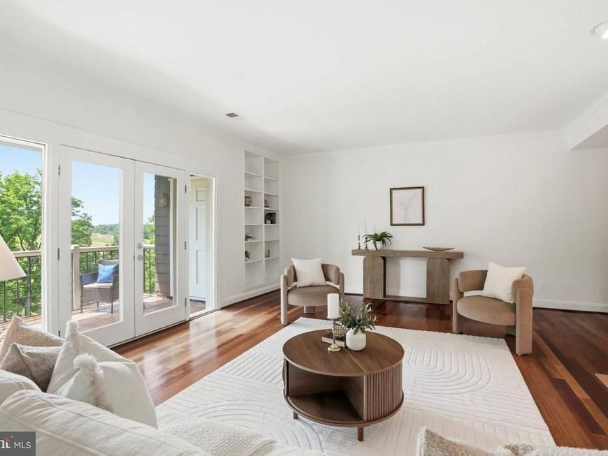 11 Devon Hill Road, Unit B8, Baltimore, MD 21210 Main Photo